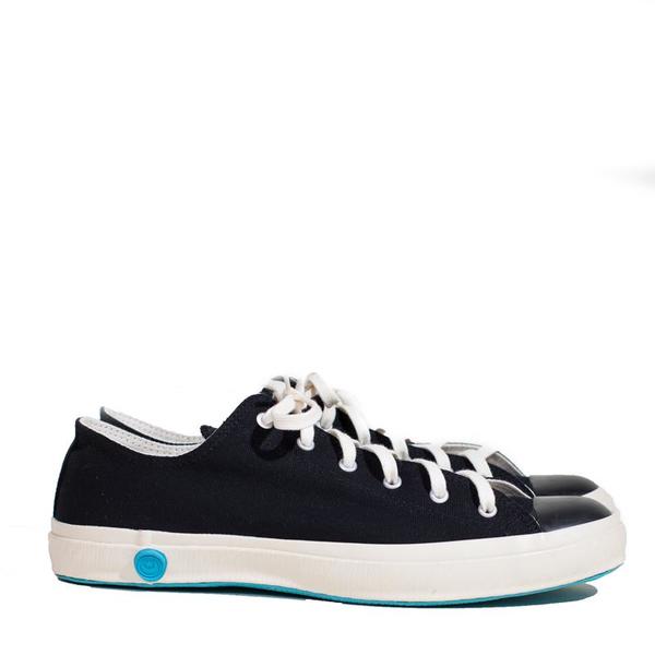Shoes Like Pottery Low Top Canvas Sneaker