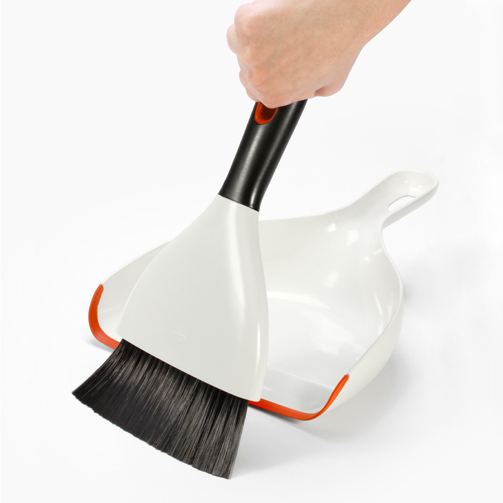 OXO Good Grips Dustpan and Brush Set