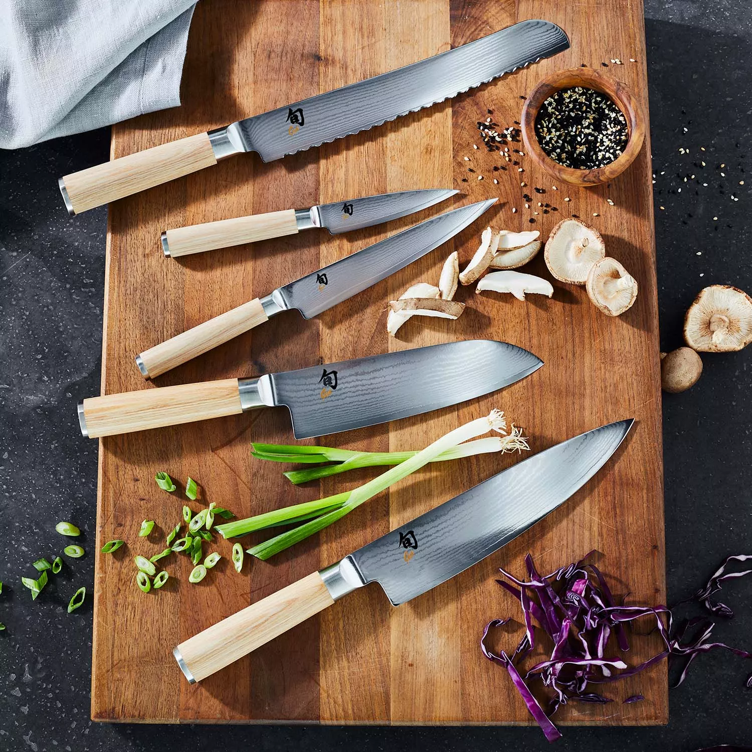 Shun Classic 7 inch Santoku Knife